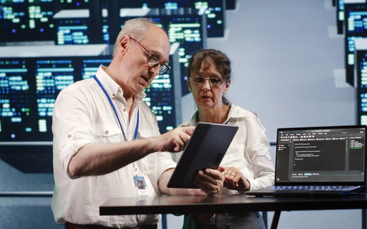 Cybersecurity team assessing third-party vendor risks, supplier security controls, and compliance requirements for organizations operating in Spain in 2025.