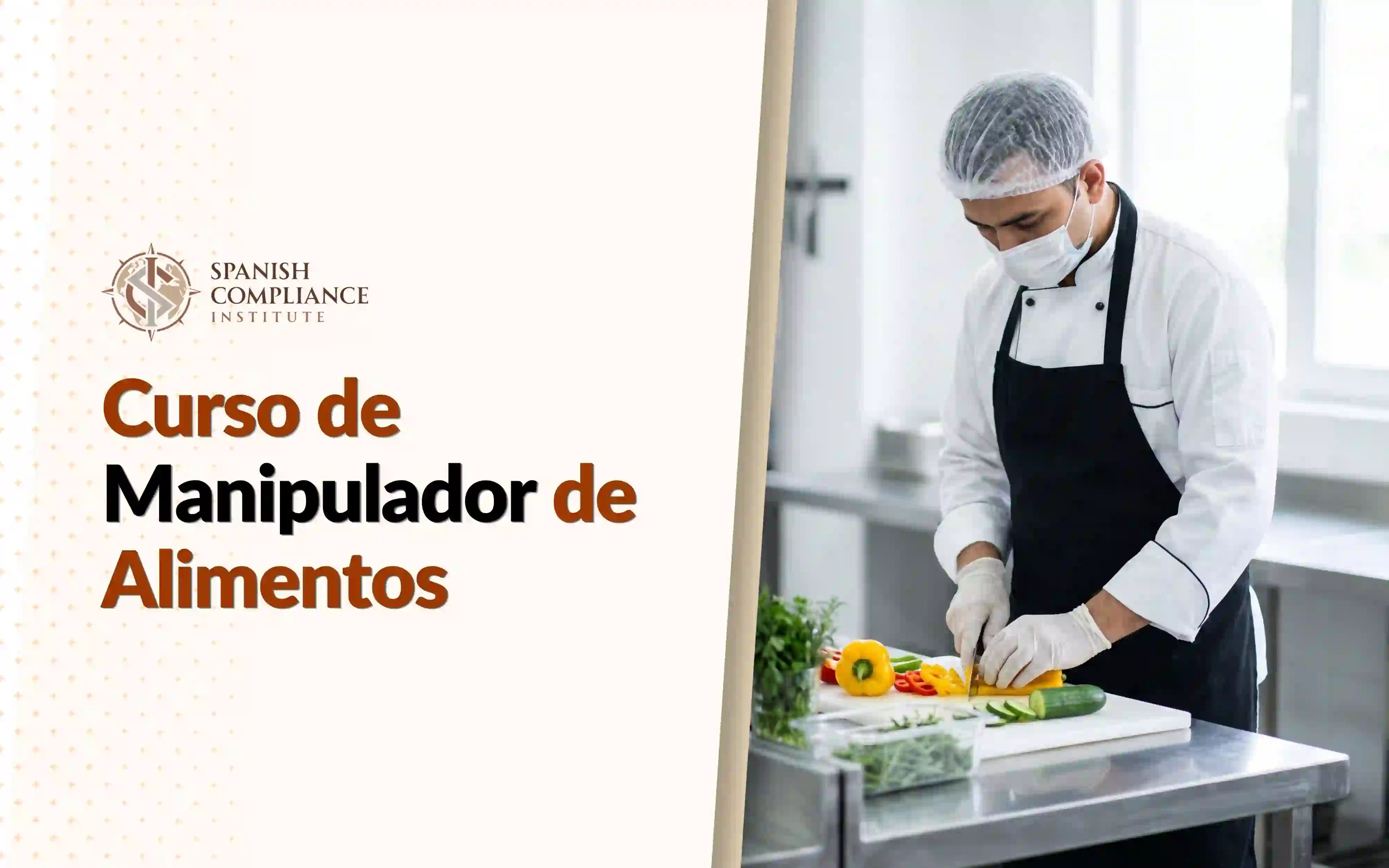 Profesional del servicio de alimentos preparando verduras frescas de manera segura durante la capacitación para manipuladores de alimentos.